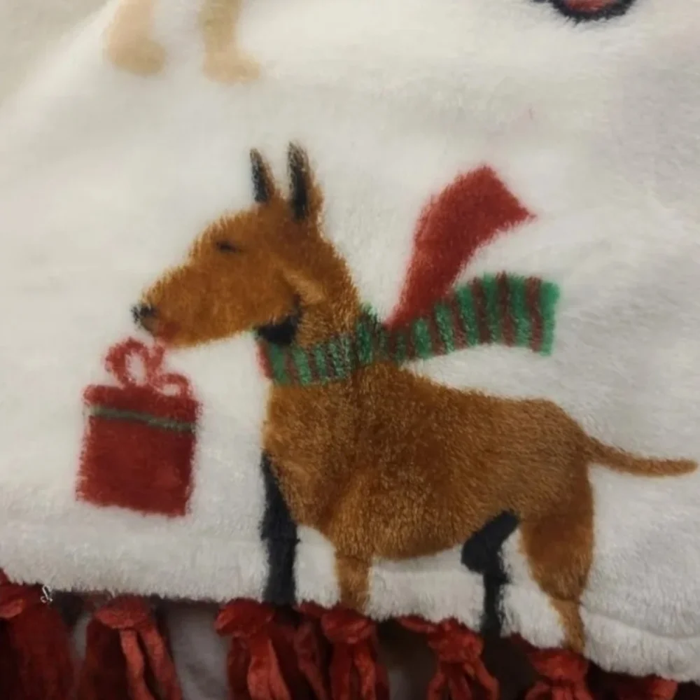 POMERANIAN Pom Retriever Lab Akita Dachshund Dog Christmas Tassel Throw Blanket